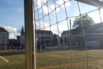 Børn spiller fodbold på Frederiksbjerg_Peter Forsberg